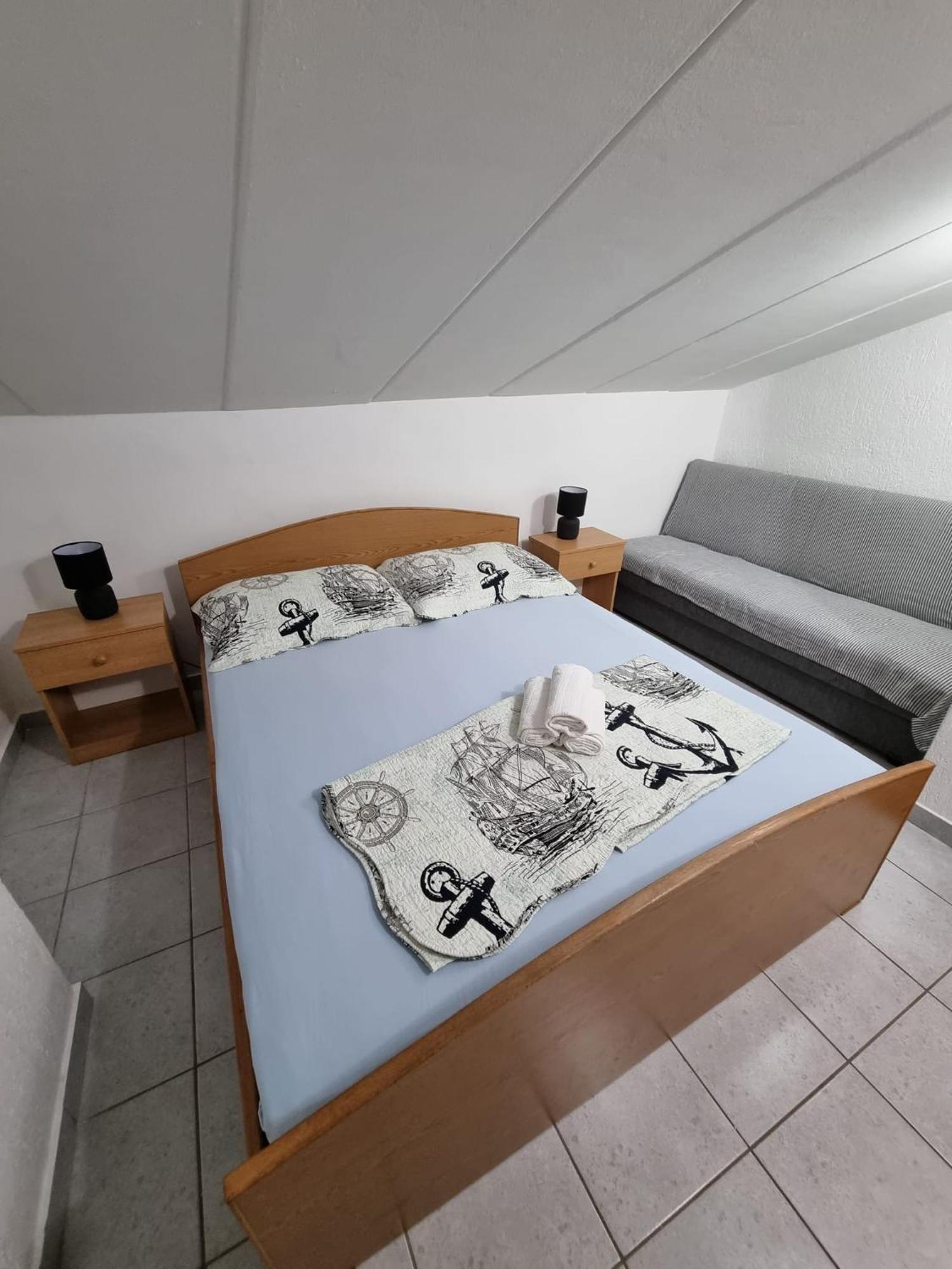 Apartment Tinateo, Gajac Новалья Экстерьер фото